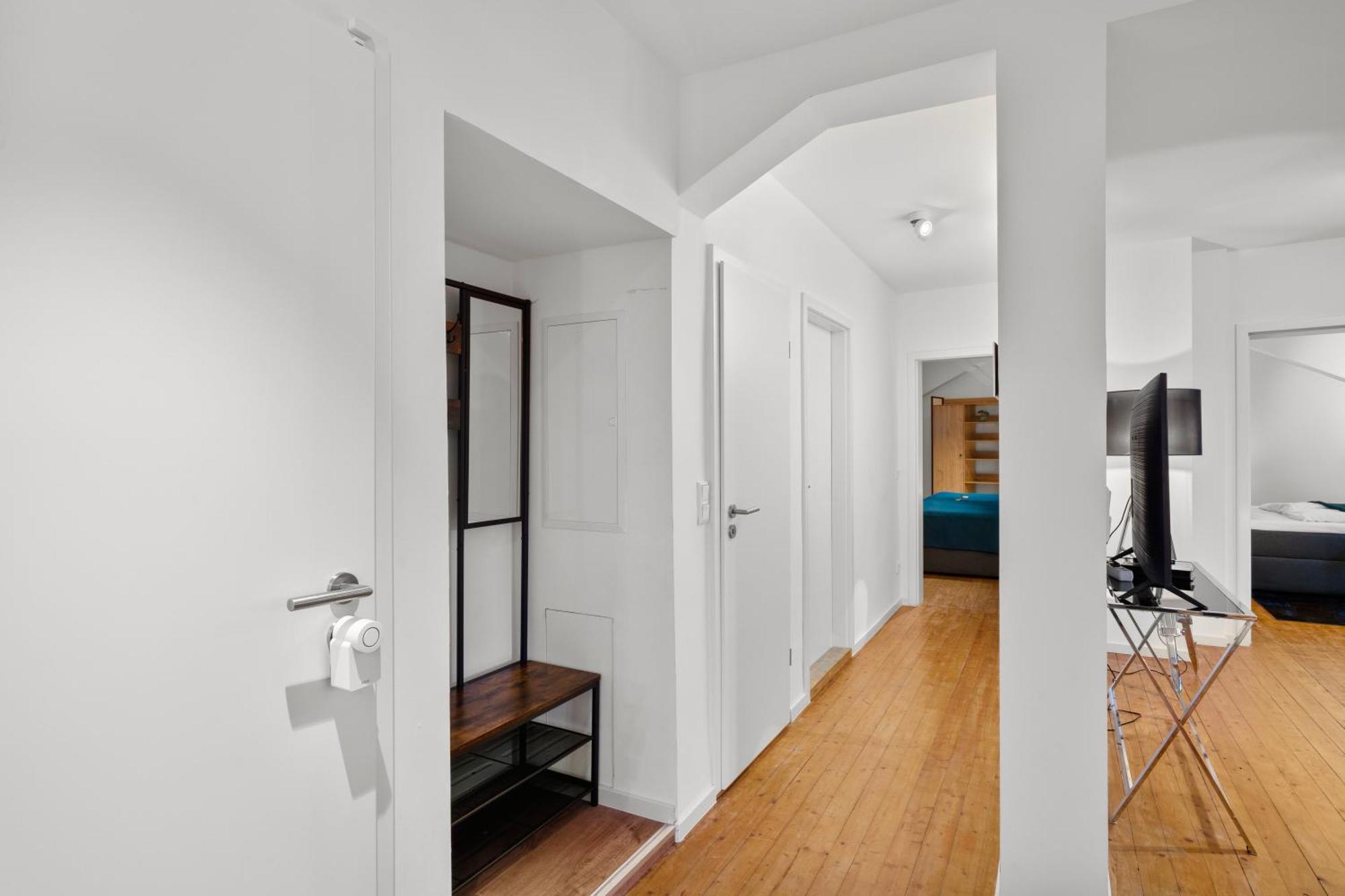 Traumhaft Gelegene Altbau-wohnung Im Herzen Von - Parking Weinheim