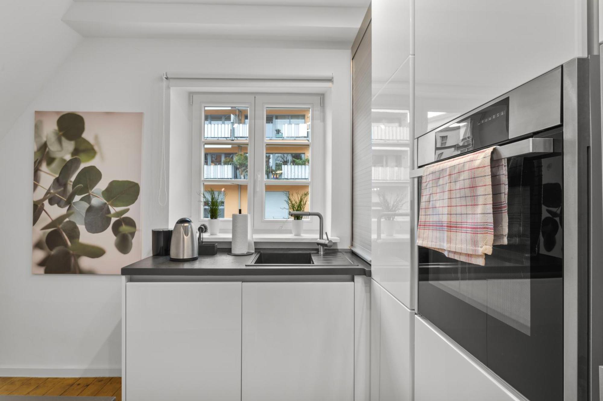 Apartment Traumhaft Gelegene Altbau-wohnung Im Herzen Von - Parking *