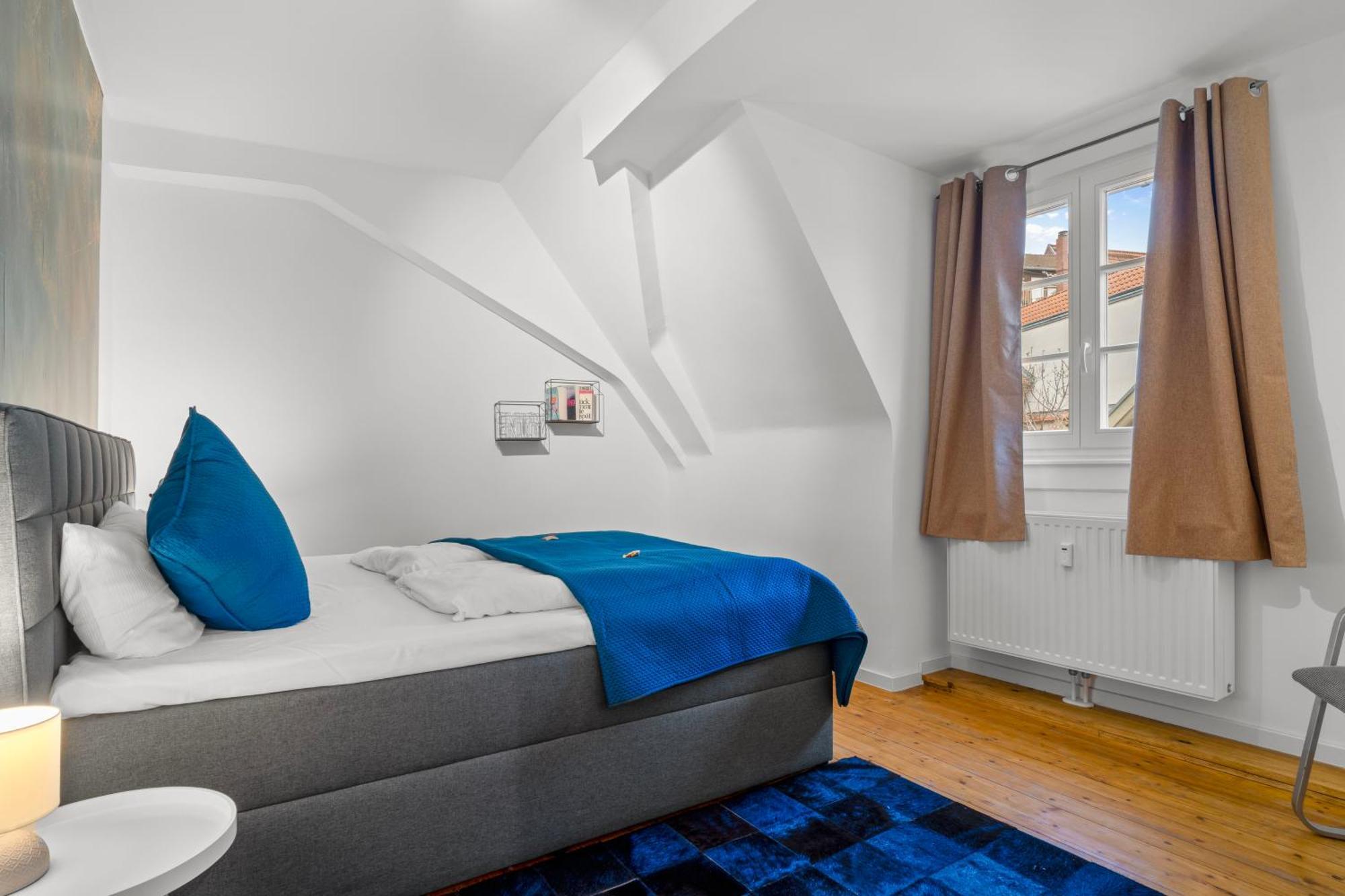 Traumhaft Gelegene Altbau-wohnung Im Herzen Von - Parking Apartment Weinheim